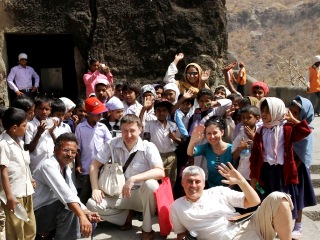 Wonderful India kids, Ajanta caves, Russian innovators, Vadim Kotelnikov